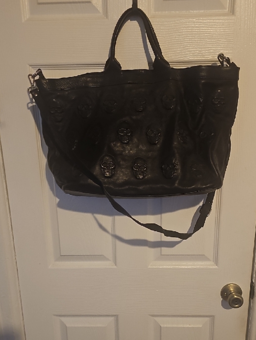Black Leather Skull Embossed Tote Bag - Picture 3 of 12